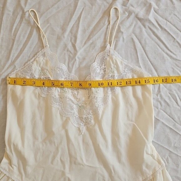 Victorias Secret Full Length Slip Dress Used - Picture 10 of 13